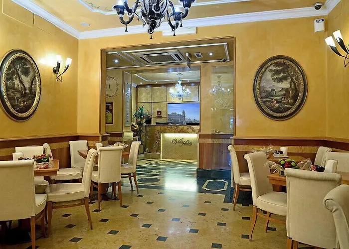 Homs מלון 4*