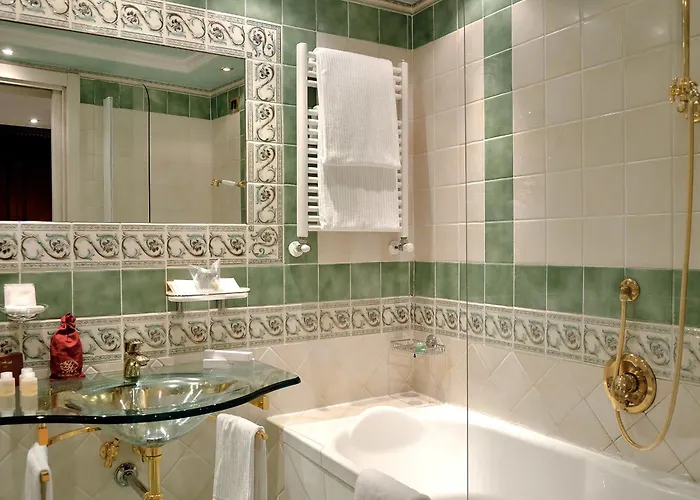 Homs Hotel 4*